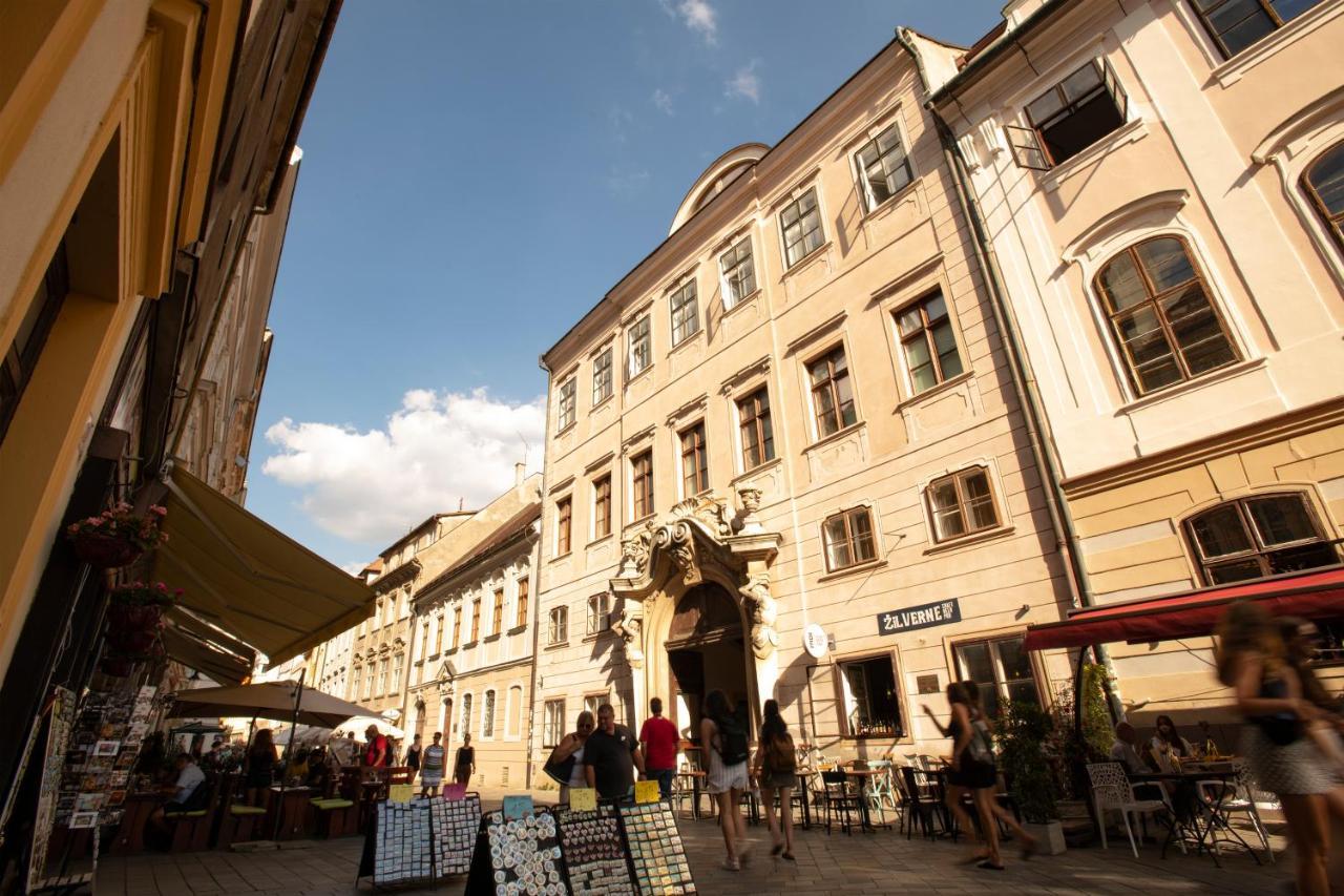 Highnest Apartments Bratislava Eksteriør bilde
