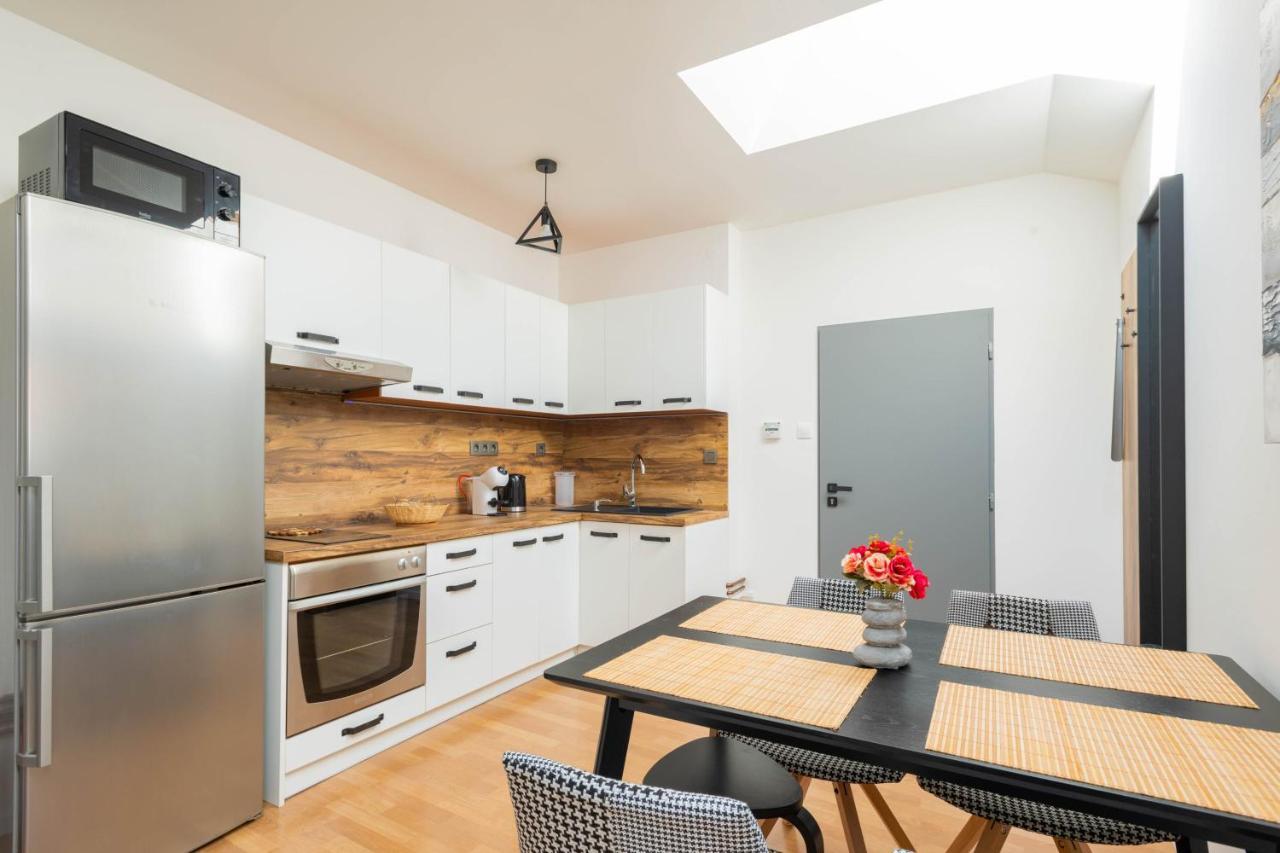 Highnest Apartments Bratislava Eksteriør bilde